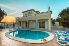 Villa Delicia by Abahana Villas